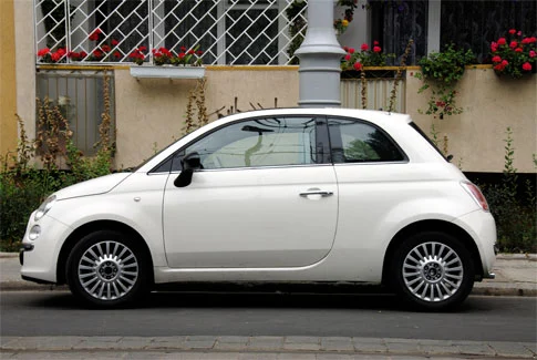 fiat 500 weißer Fiat 500 – Beispiel für Gebrauchtwagenankauf Bad Münstereifel